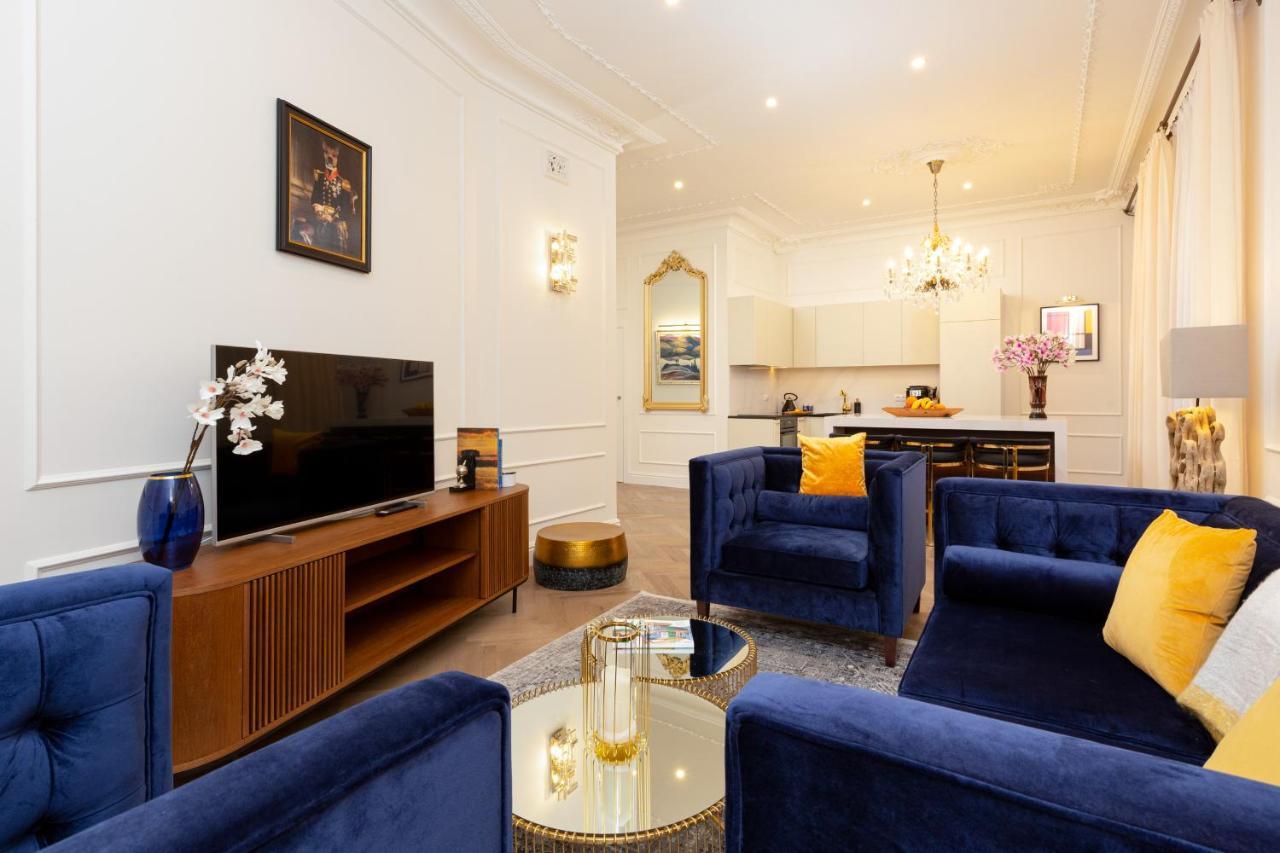 Royal Apartment Kopernika By Renters Prestige Варшава Экстерьер фото